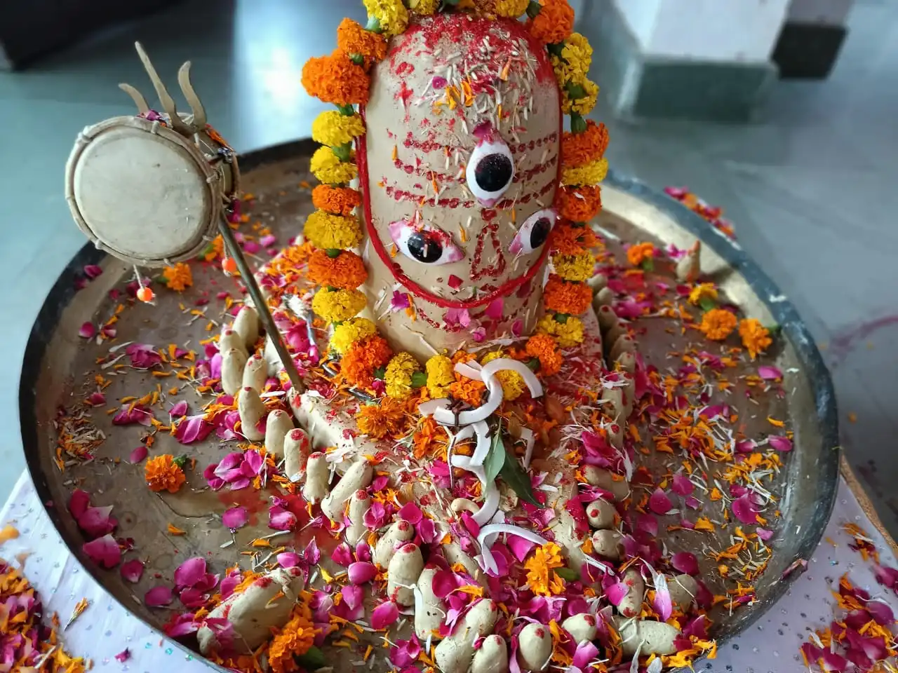 Main sanctum darshan at Maa Vaishno Devi Mandir