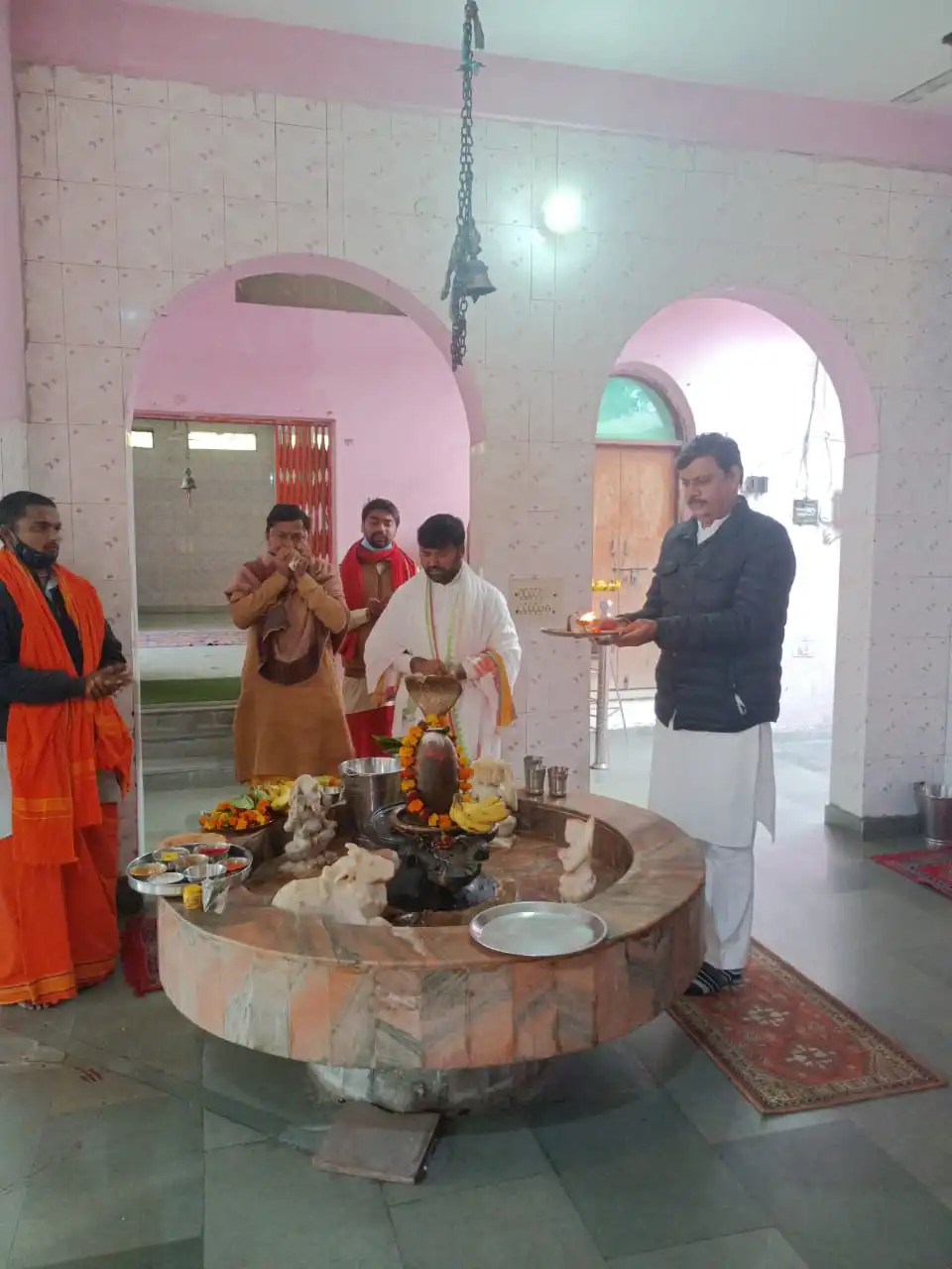 Puja ceremony at Maa Vaishno Devi Mandir Greater Noida
